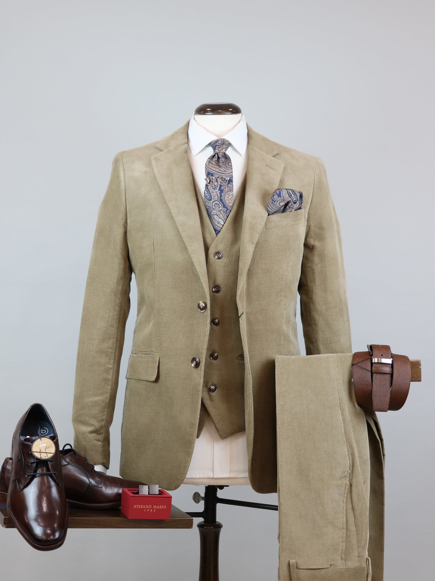 ΠΡΟΣΦΟΡΑ 3-PIECE BEIGE ΚΟΤΛΕ ΚΟΣΤΟΥΜΙ (CORD 16W/BEIGE)