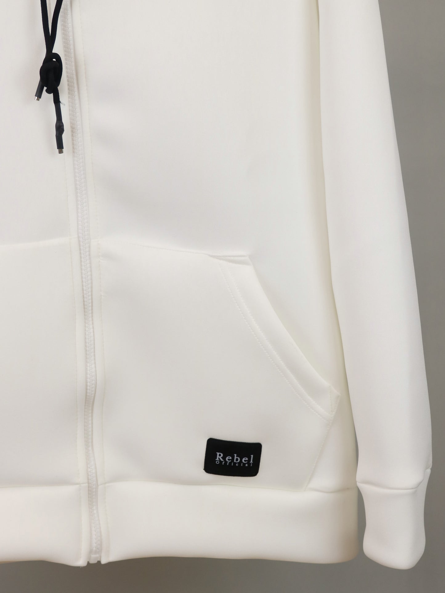 ΠΡΟΣΦΟΡΑ ΕΚΡΟΥ ΖΑΚΕΤΑ REBEL ΜΕ ΚΟΥΚΟΥΛΑ (2554)