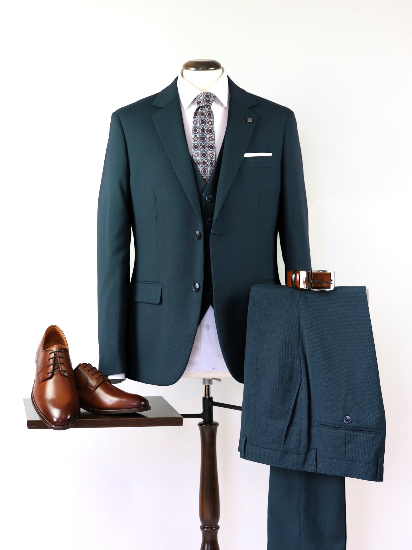 ΠΕΤΡΟΛ ΚΟΣΤΟΥΜΙ LEONARDO UOMO ΣΕ ΚΑΝΟΝΙΚΗ ΓΡΑΜΜΗ (1590304/43)