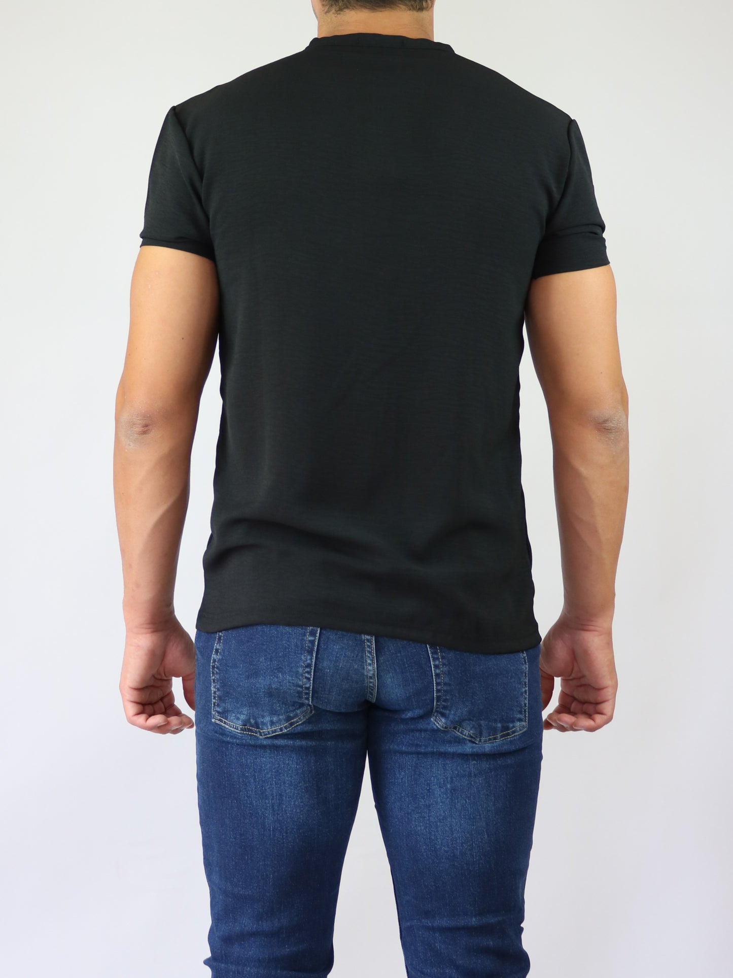 ΜΑΥΡΟ T-SHIRT ΜΕ ΚΟΥΜΠΙΑ REBEL (8051)