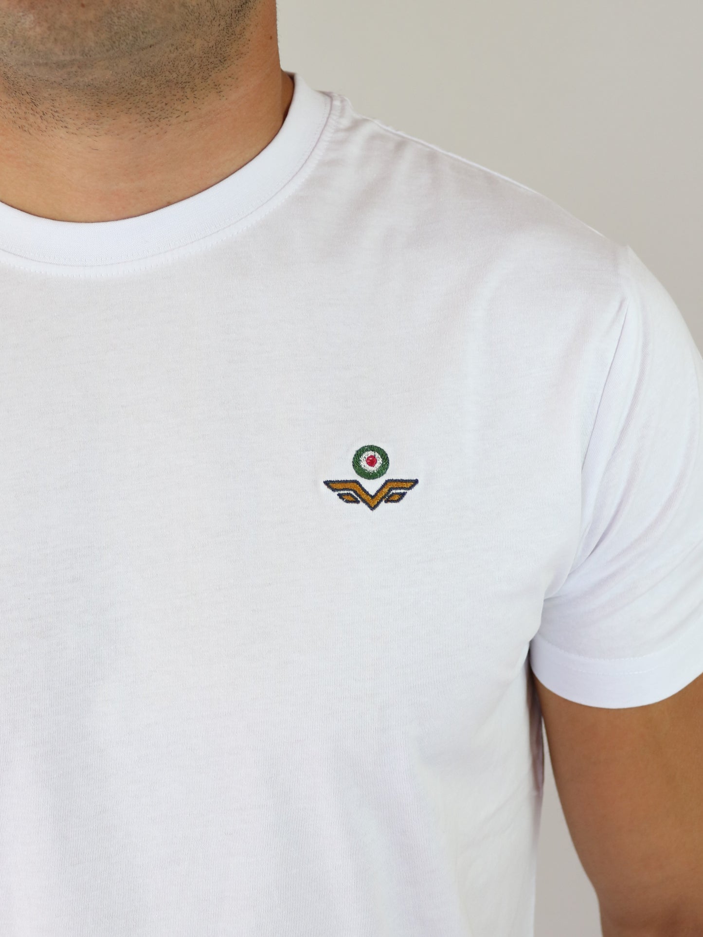 ΛΕΥΚΟ T-SHIRT ARMATA (116/376)