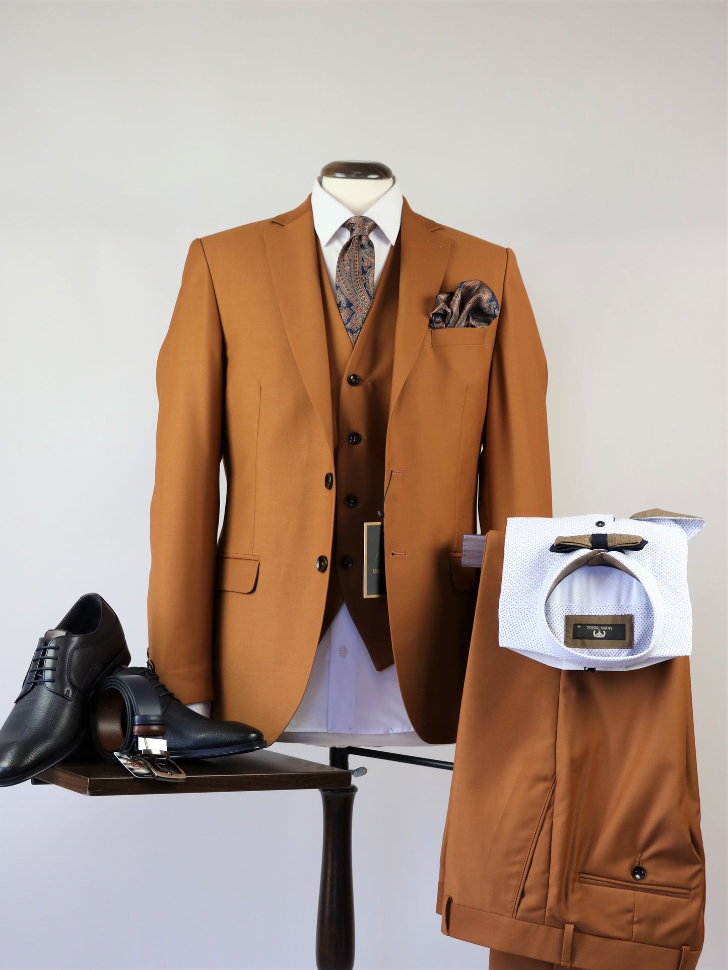 3-PIECE ΚΟΣΤΟΥΜΙ ΤΑΜΠΑ MAKIS TSELIOS ΣΕ ΣΤΕΝΗ ΓΡΑΜΜΗ (B1011.4)