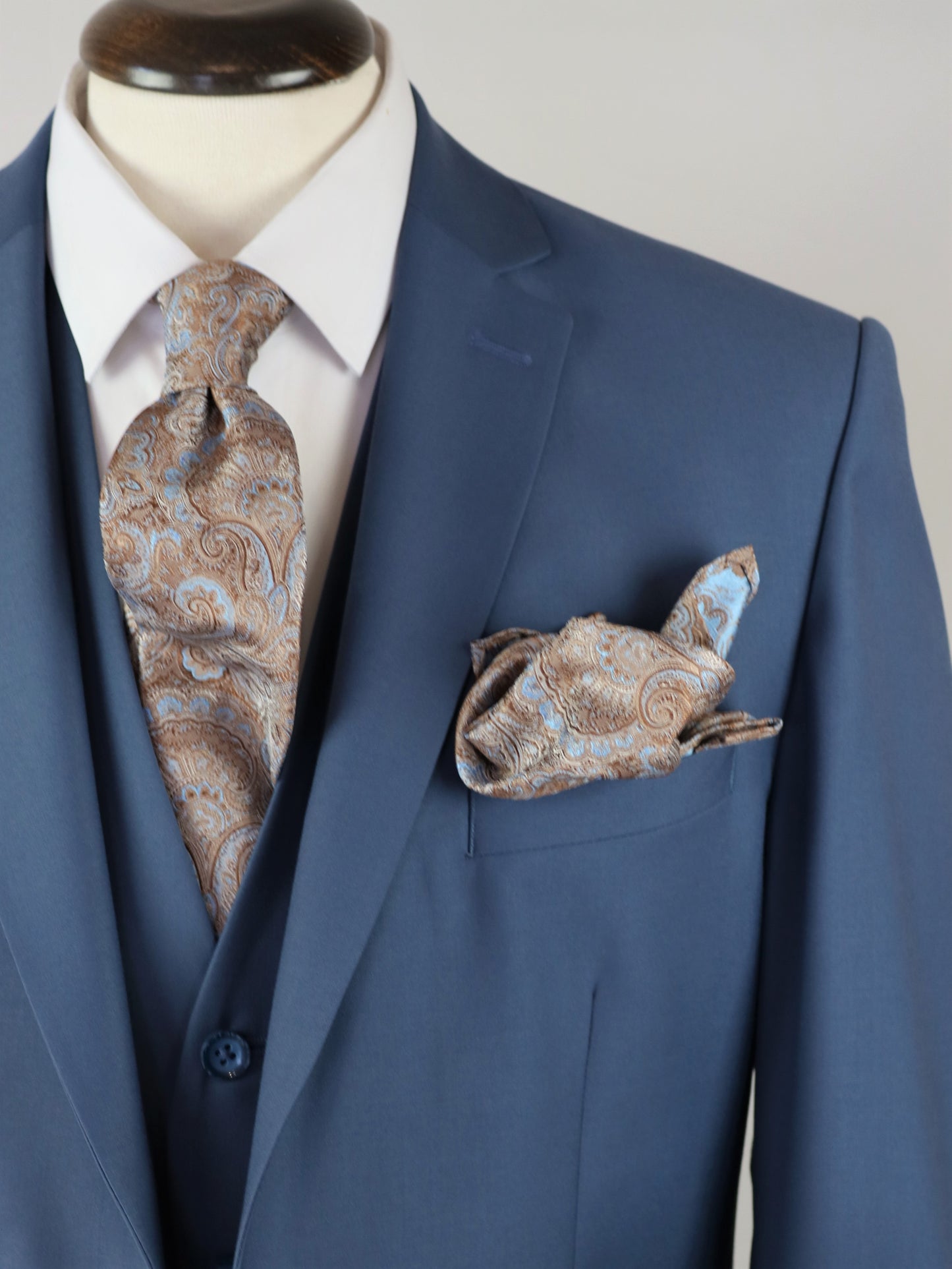 INDIGO 3-PIECE ΚΟΣΤΟΥΜΙ MAKIS TSELIOS ΣΕ ΣΤΕΝΗ ΓΡΑΜΜΗ (B1011.1)