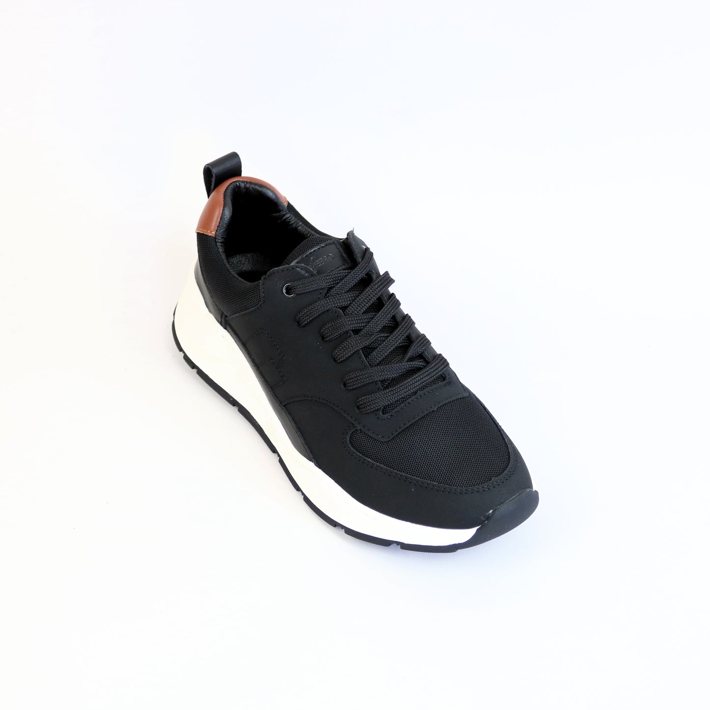 ΠΡΟΣΦΟΡΑ ΜΑΥΡΟ ΔΕΡΜΑΤΙΝΟ SNEAKER GREEN STEP (RS20231-1)